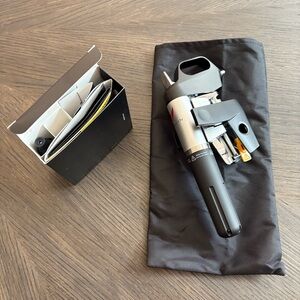 Coravin Model Eight Wine Preservation System - Black and Silver